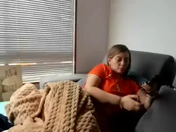 Pamelaquenn_2  live sex cam