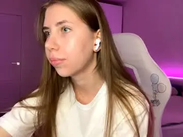 Rowenaaini  live sex cam