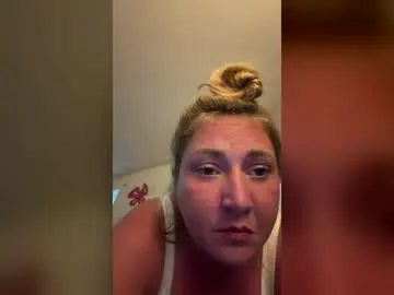 Snow_bunni_69  live sex cam