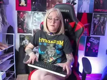 Snow_party420  live sex cam