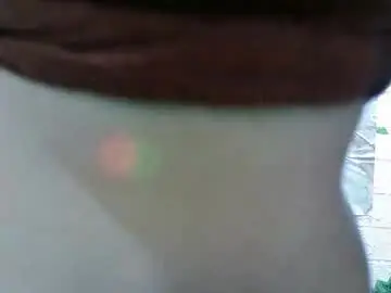 Suckable_leigh  live sex cam