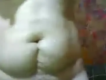 Suckable_leigh  live sex cam