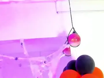 Vallnoir  live sex cam