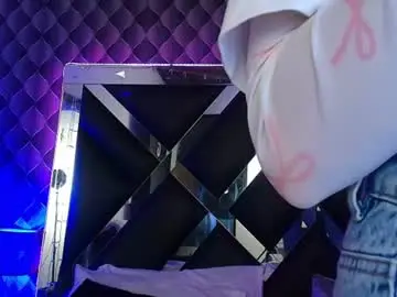 Victtoria_lee  live sex cam
