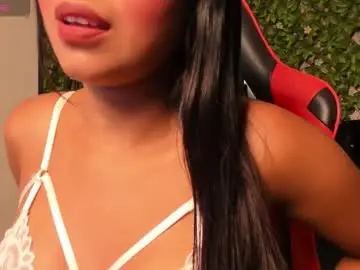 Adeline_hill1  live sex cam