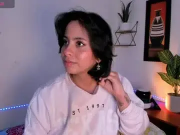 Adriannyp  live sex cam