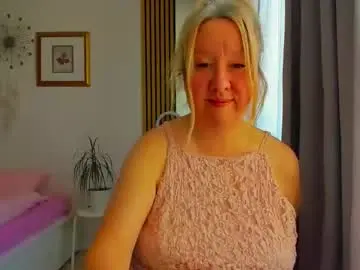 Blonde_angel20  live sex cam