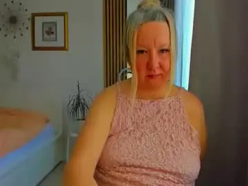 Blonde_angel20  live sex cam