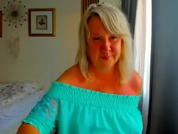 Blonde_angel20  live sex cam