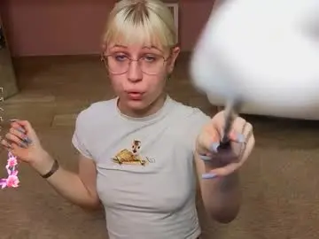 Call_me_heaven  live sex cam