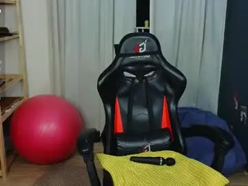 Call_me_heaven  live sex cam