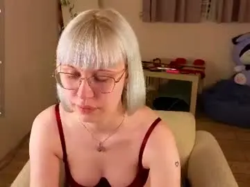 Call_me_heaven  live sex cam