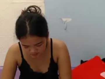 Ghia21  live sex cam