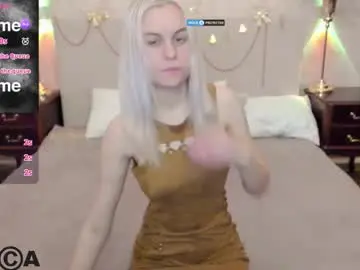 Hilleva  live sex cam