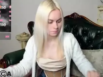 Hilleva  live sex cam