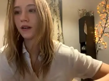 Kitekaat  live sex cam