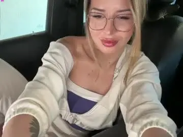 Livmilani  live sex cam