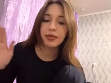 Madelynrosebrock  live sex cam