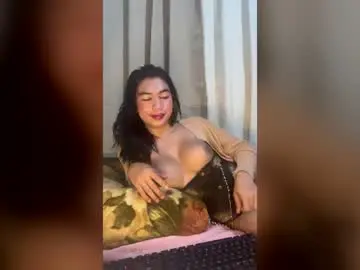 Miss_more  live sex cam