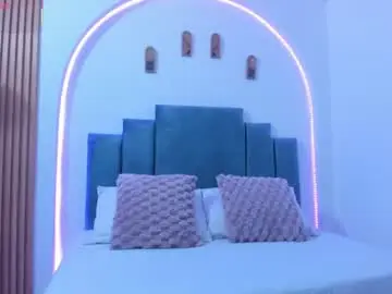 Naomi__lux  live sex cam