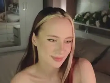 Rubymiracles  live sex cam