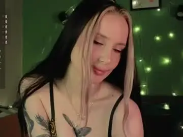 Rubymiracles  live sex cam