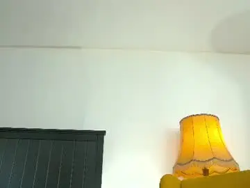 Yanira_ass_  live sex cam
