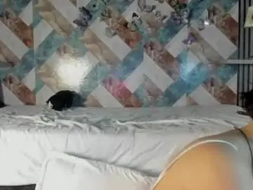 Addison_avery  live sex cam