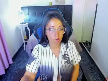 Androgena1003  live sex cam