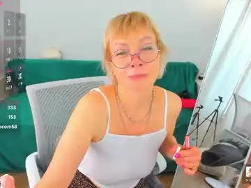 Ann_annise  live sex cam