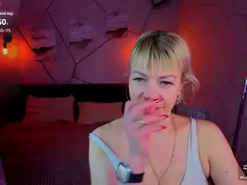 Ann_annise  live sex cam
