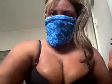 Caramelmamas  live sex cam