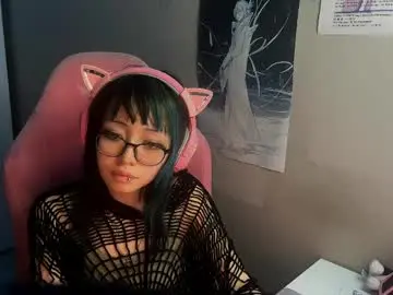 Danyelleeyermann  live sex cam