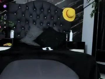 Goddess_arethaozz  live sex cam