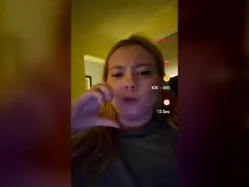 Kawaiibelle  live sex cam