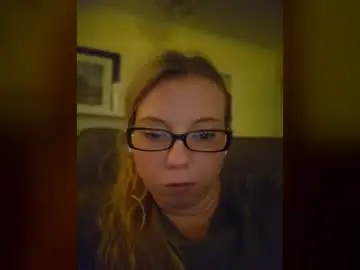 Kawaiibelle  live sex cam