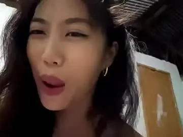 Krissyorman  live sex cam