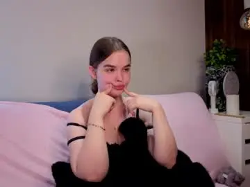 Leanarussin  live sex cam