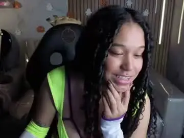 Malory_star  live sex cam