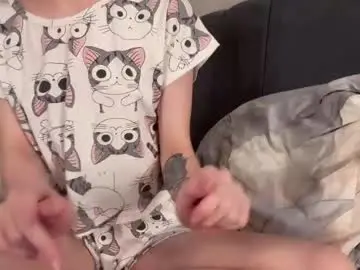 Minicleo  live sex cam