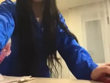 Reinaiafrate  live sex cam