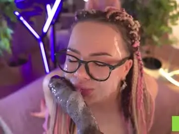 Thunder_suck  live sex cam