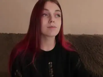 _caroline_coy  live sex cam