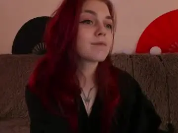 _caroline_coy  live sex cam