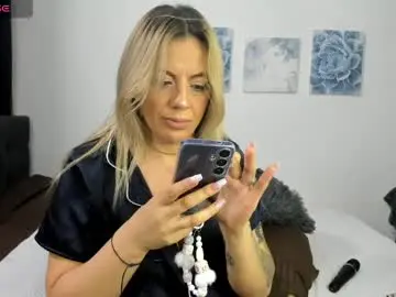 Ariannawil  live sex cam