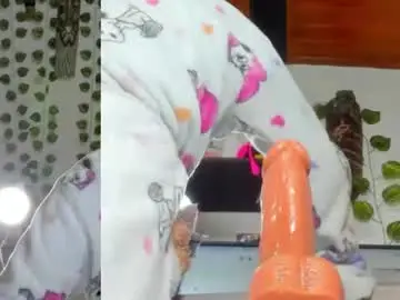Bella_funny  live sex cam