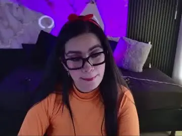 Darkrisnaht  live sex cam