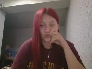 Kiti_kitiss  live sex cam