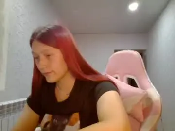 Kiti_kitiss  live sex cam