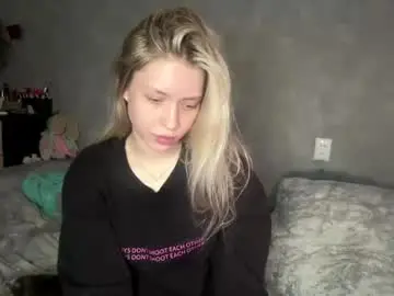 Leonegoodnough  live sex cam